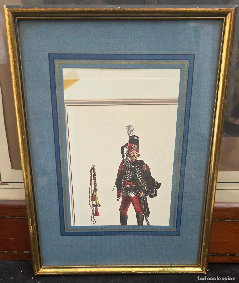 Arte: L&aacute;mina militar antigua enmarcada &ndash; Soldado h&uacute;sar con trompeta &ndash; Uniforme hist&oacute;rico europeo
