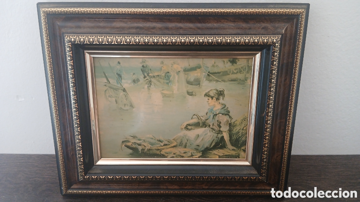 Arte: Antiguo cuadro enmarcado con escena costumbrista de una mujer junto al puerto. Sin firma visible.
