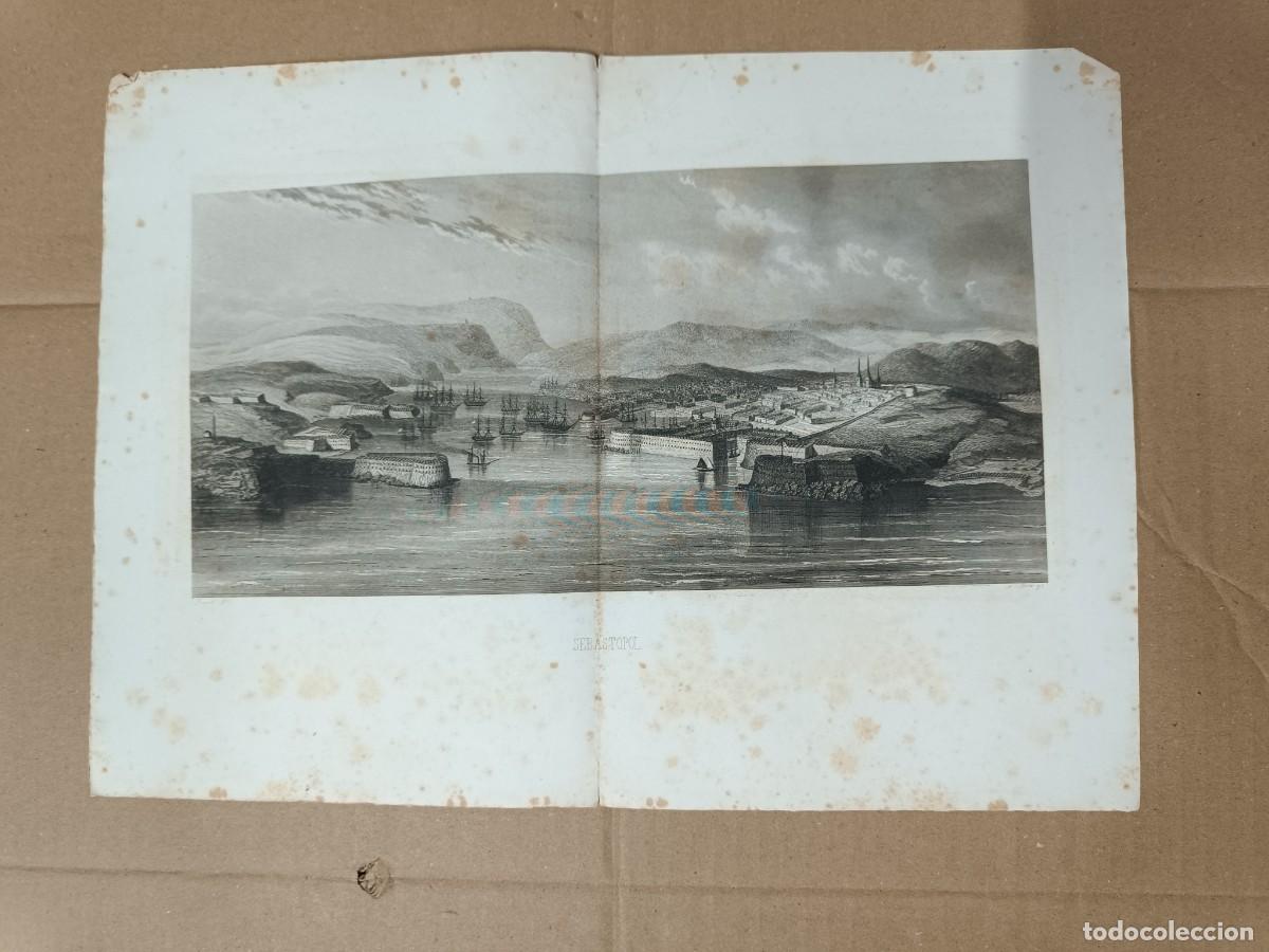 Arte: ANTIGUA LAMINA DEL SIGLO XIX, VISTA DE SEBASTOPOL Y SU PUERTO, CRIMEA, RUSIA, IMPERIO RUSO -P29