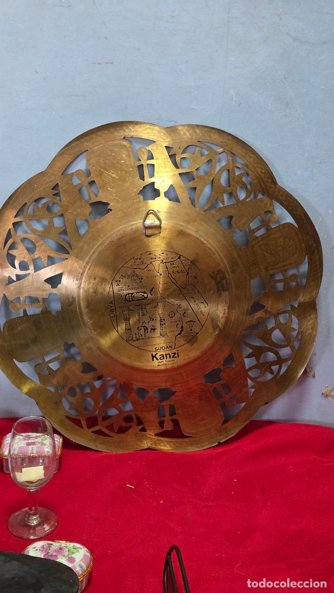 Arte: plato de metal egipcio - Foto 10
