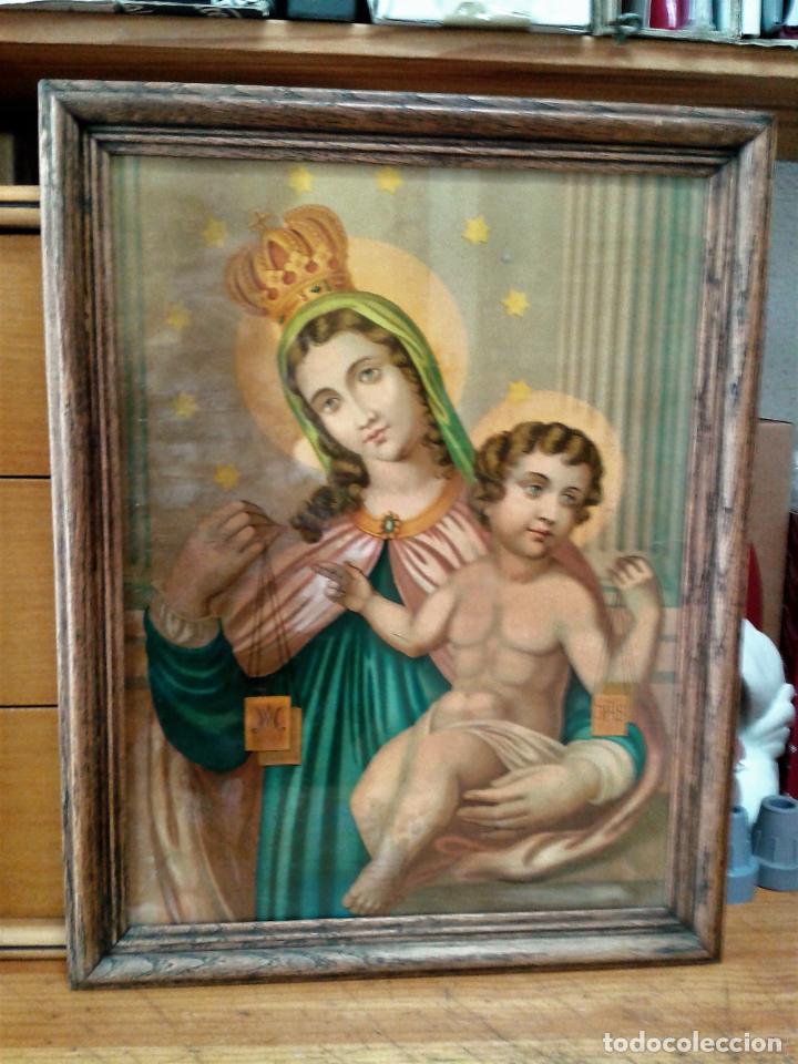 Arte: Antigua litograf&iacute;a de La virgen del rosario con marco de roble 1930.