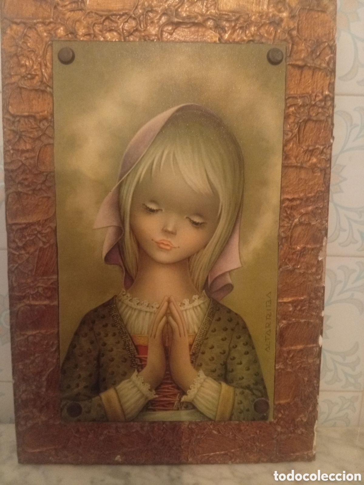 Arte: &rdquo;Cuadro / L&aacute;mina Vintage ALTARRIBA - Ni&ntilde;a Rezando Ojos Grandes A&ntilde;os 60/70 - Marco Texturizado