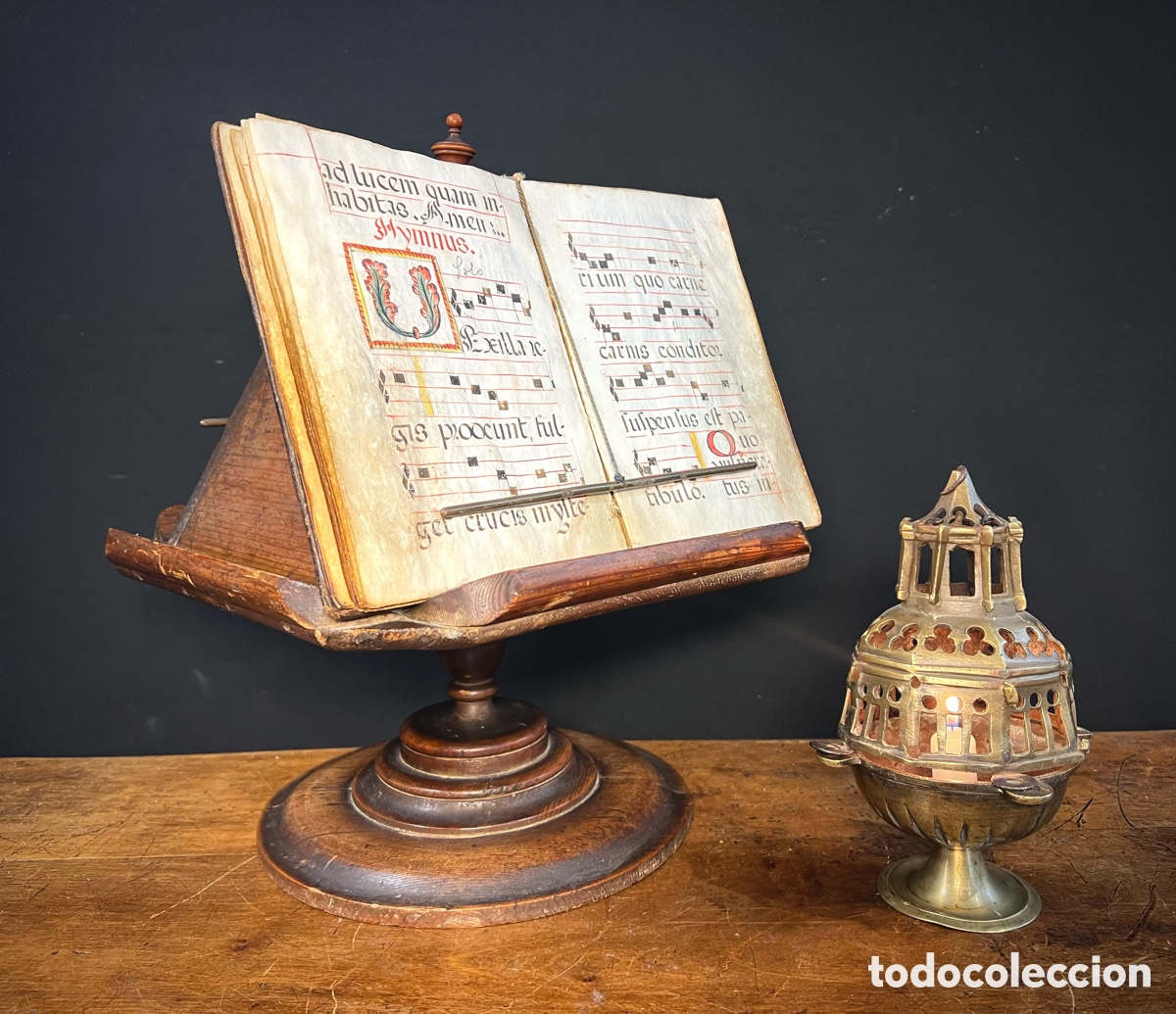 Art: 1730, Cantoral de mano. Manuscrito en pergamino.