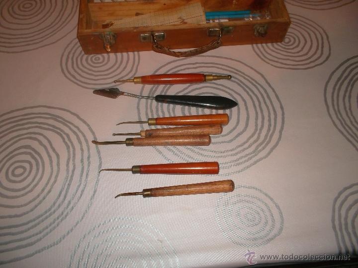 Arte: maleta de pintor con herramientas antigua - Foto 2