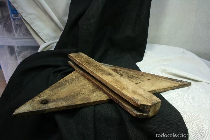 Arte: Escuadra de taller. Madera. S.XIX. Rara. - Foto 7