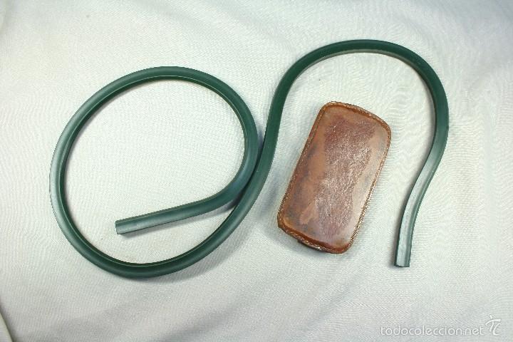 Arte: Conjunto de regla de curvas y pesa. S.XX - Foto 2