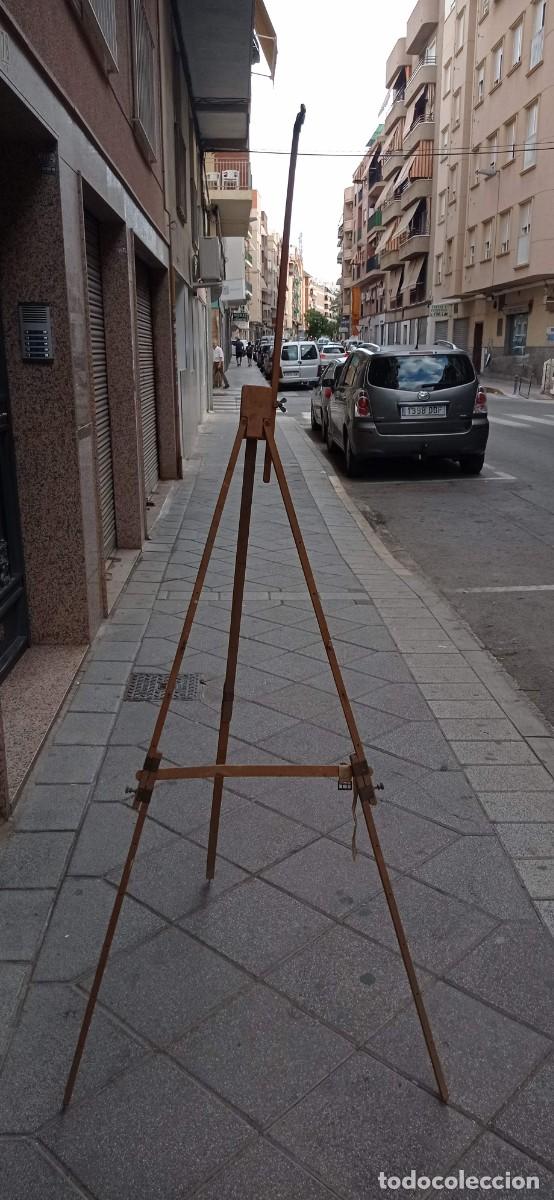 Arte: ANTIGUO CABALLETE PINTOR MADERA PLEGABLE REGULABLE - Foto 1