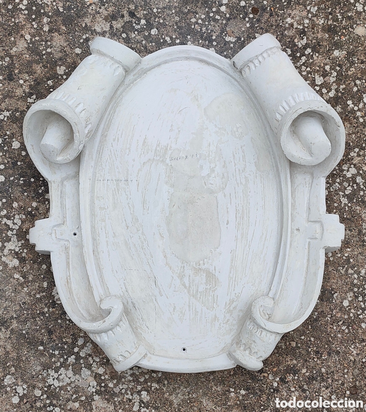Arte: Escudo pergamino - Foto 1