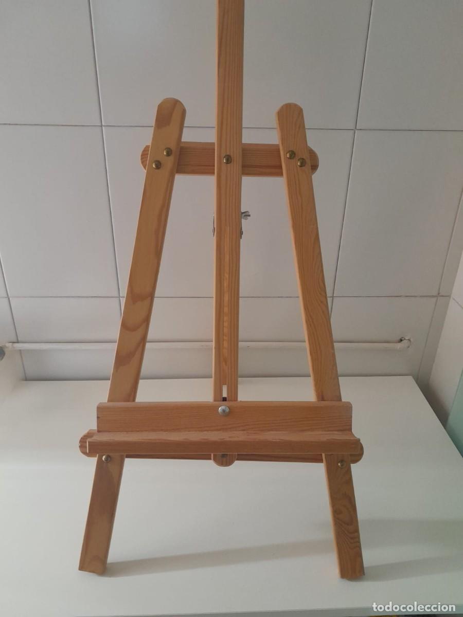 Arte: Caballete para pintar,plegable de sobremesa. Madera.