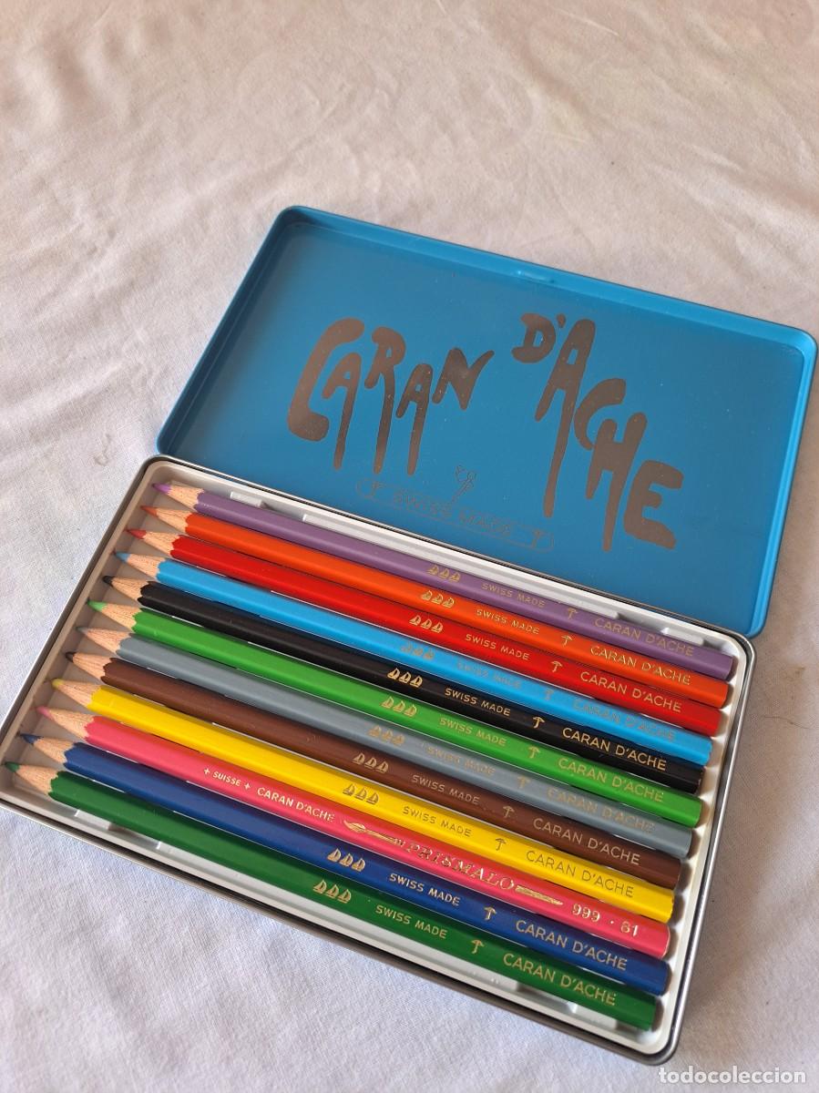 Kunst: Caja met&aacute;lica con l&aacute;pices de colores Caran D&acute;ache