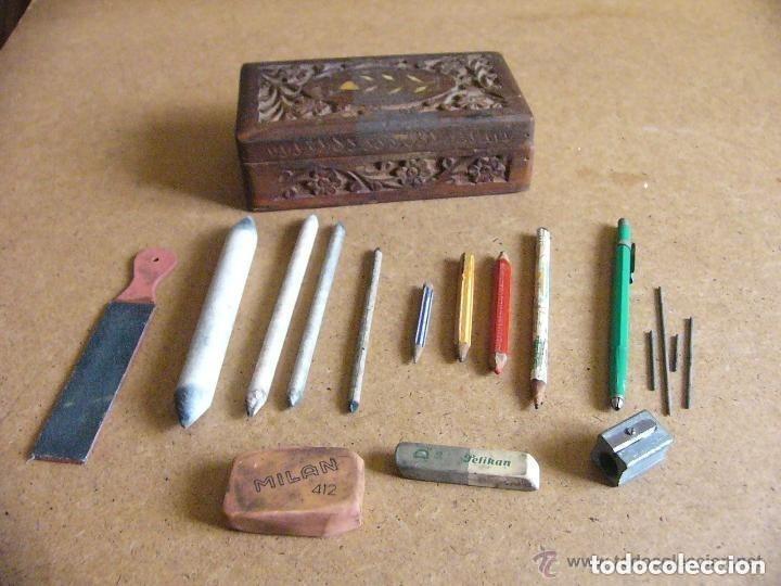 Art: Caja de madera antigua de dibujo - con lapices goma afila lapiz difuminios