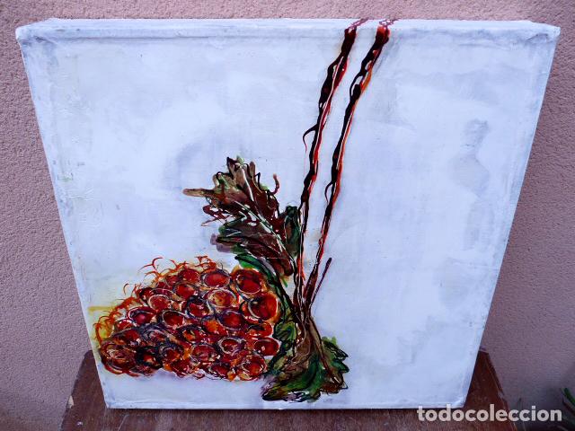 Arte: &oacute;leo sobre cuadro de madera.an&oacute;nimo.racimo de uvas. - Foto 1