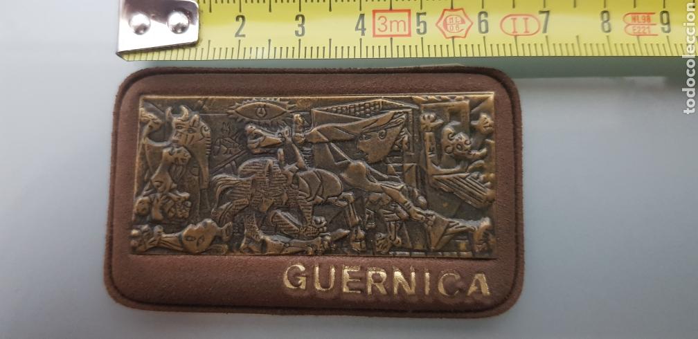 Arte: PLACA ESTAMPADA EL GUERNICA PICASSO 6X3cm - Foto 3