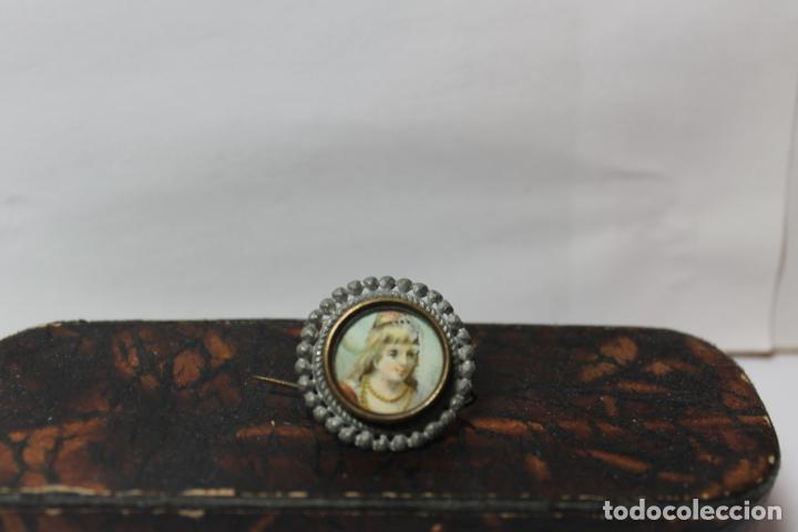Arte: BROCHE CON MINIATURA PINTADA - Foto 1