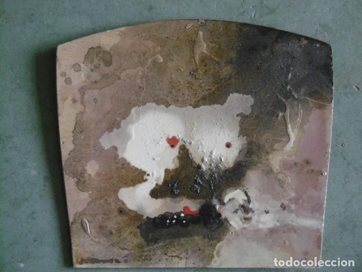 Arte: Zombie. Barnices sobre madera. - Foto 1