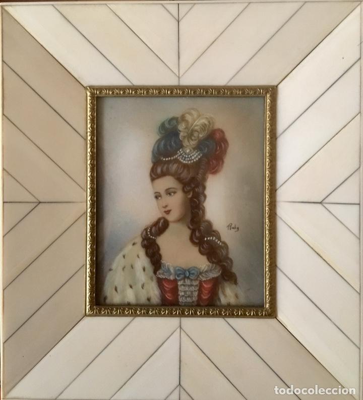 Arte: RETRATO MINIATURA DE DAMA DEL SIGLO XIX. BELLA DAMA, MARCO HUESO O MARFIL. FIRMA RUBY. PRECIOSO.