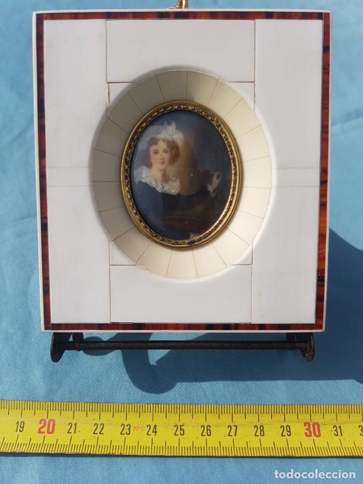 Art: Antigua miniatura firmada