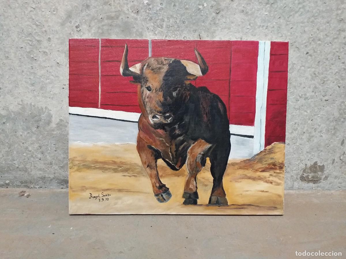 Kunst: Pintura oleo sobre lienzo Toro de salida en plaza de toros. Cuadro Toro bravo torero.