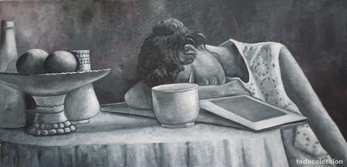 Arte: MUJER DORMIDA SOBRE LA MESA - Foto 1