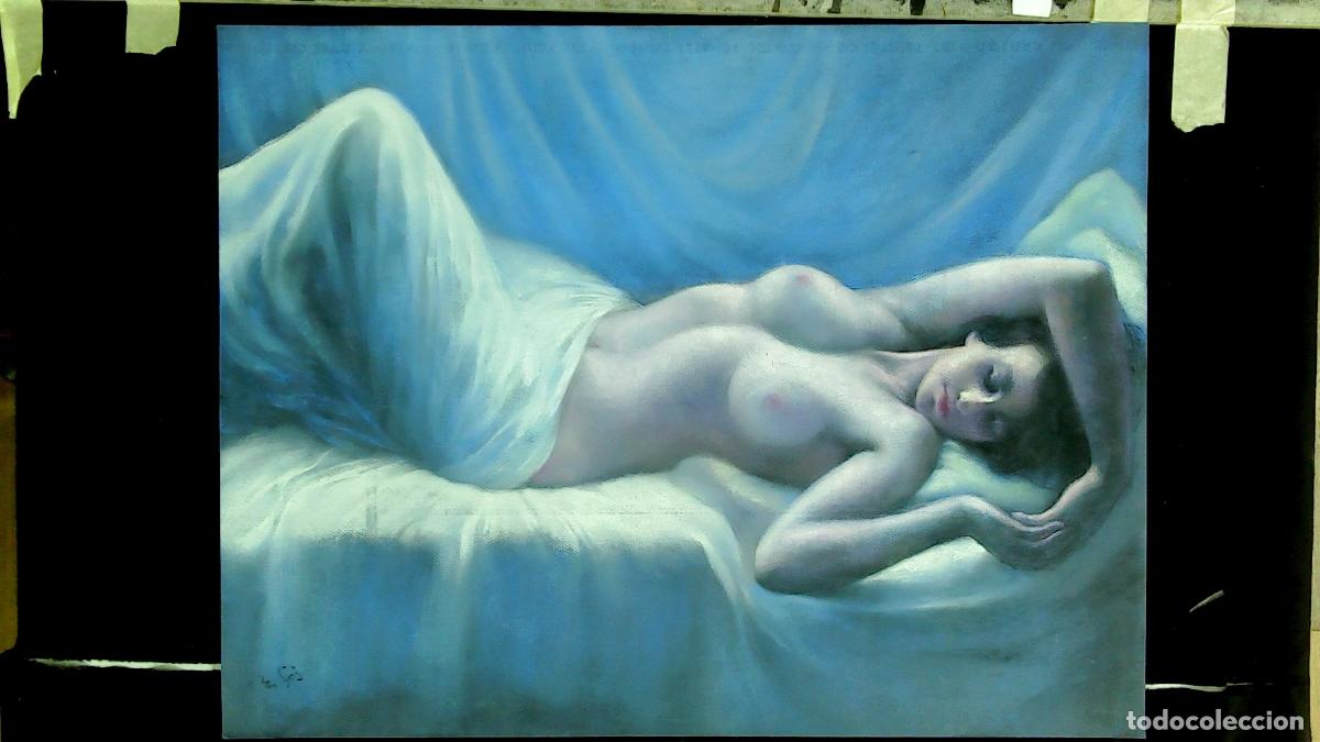Arte: Enric Montserrat Foj - Mujer descansando sobre lienzo - Pastel