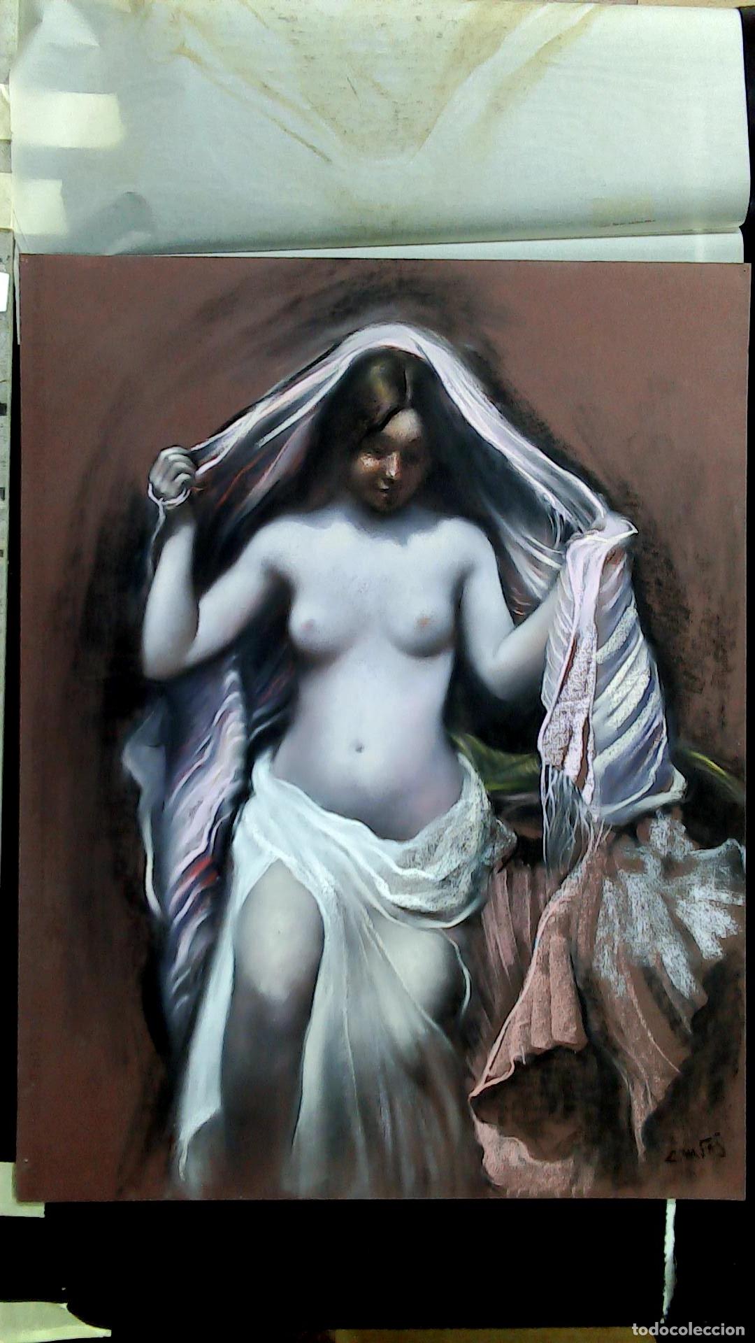 Arte: Enric Montserrat Foj - Mujer velada en movimiento - Pastel