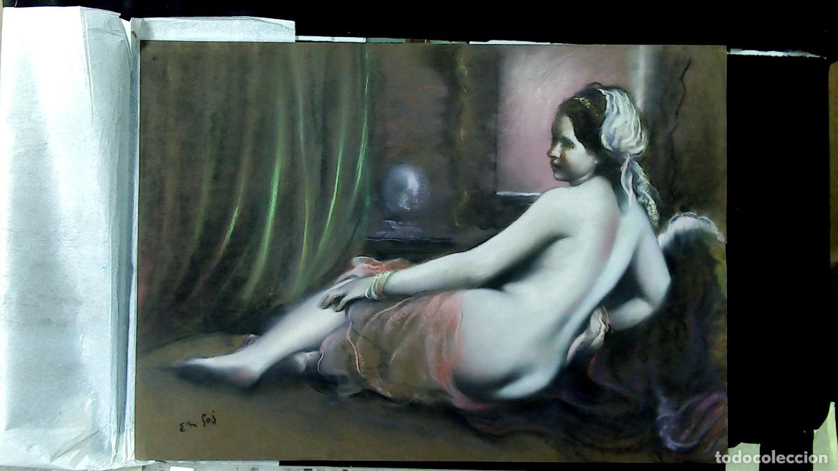 Arte: Enric Montserrat Foj - Mujer sentada desnuda - Pastel
