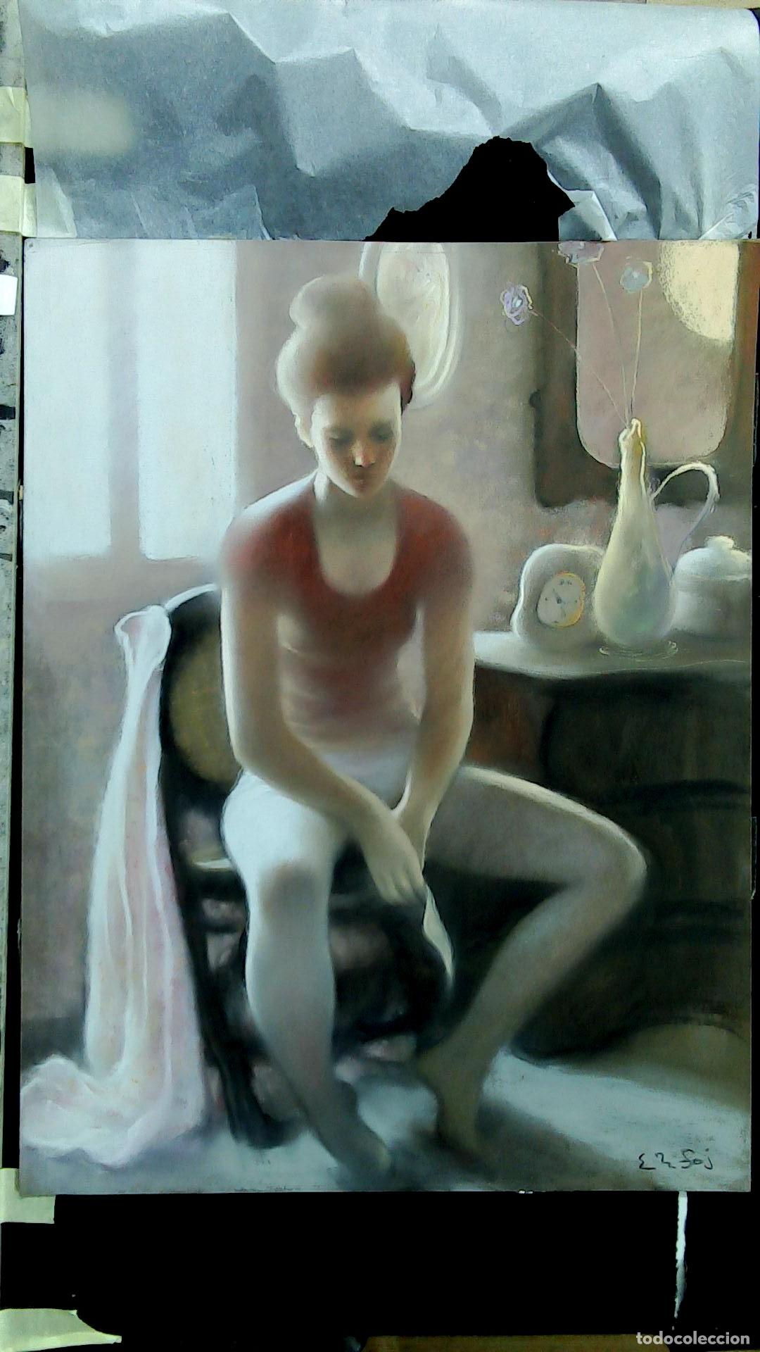 Arte: Enric Montserrat Foj - Mujer en Interior Sentada - Pastel