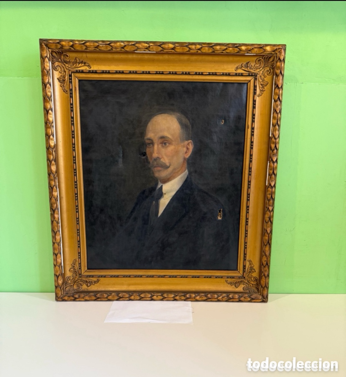 Kunst: &Oacute;leo sobre lienzo antiguo. Retrato hombre SXIX. Medidas (70X60 cm).