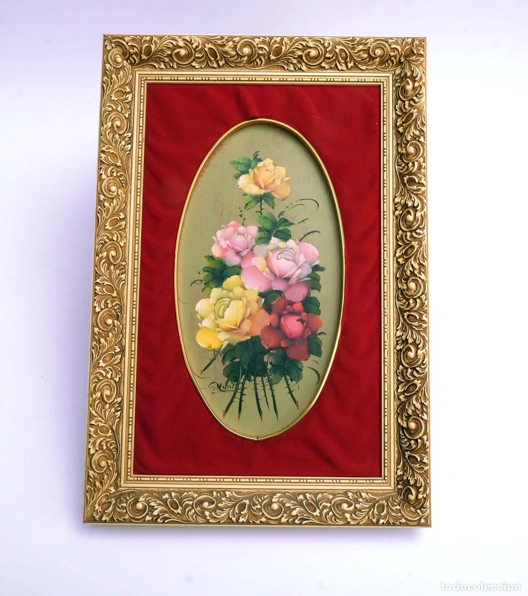 Arte: Pintura al &oacute;leo. Bodeg&oacute;n de Flores. Con marco de madera y acabado imitaci&oacute;n a hueso tallado.