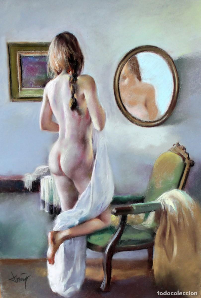 Arte: DOMINGO ALVAREZ GOMEZ (1942) DIBUJO A PASTEL. INTERIOR CON FIGURA FRENTE AL ESPEJO