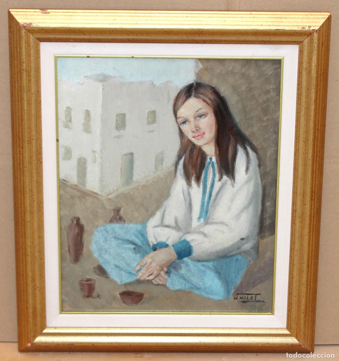 Arte: MERCEDES MALET TRAVY (1918-2014) OLEO SOBRE CARTON ENTELADO. MUJER SENTADA CON FONDO URBANO