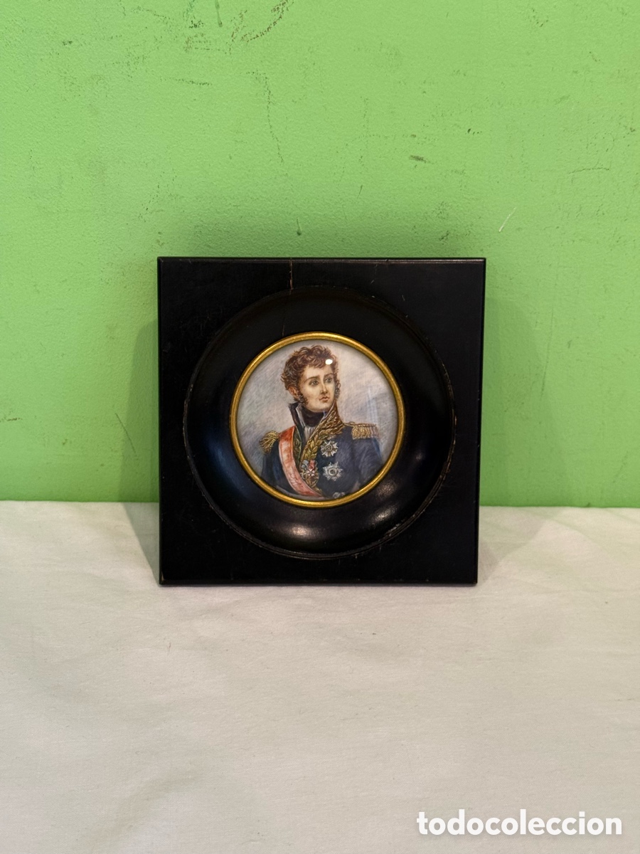 Arte: Miniatura retrato militar franc&eacute;s siglo XIX pintura sobre marfil marco madera negro &eacute;poca