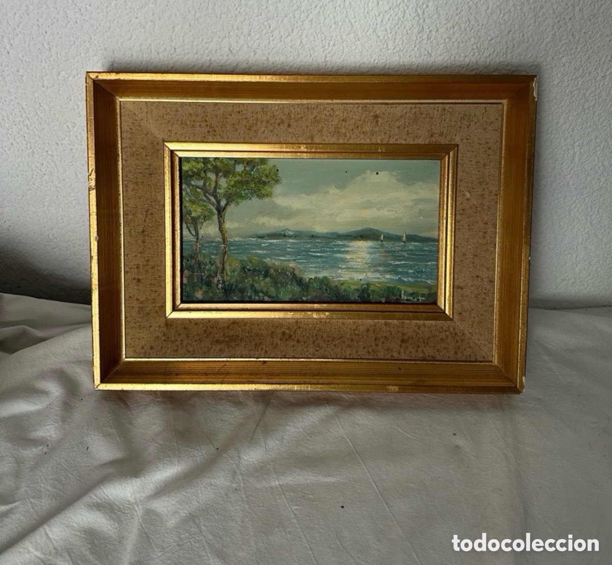 Kunst: &Oacute;leo sobre lienzo paisaje marino con pinos enmarcado escuela siglo XX