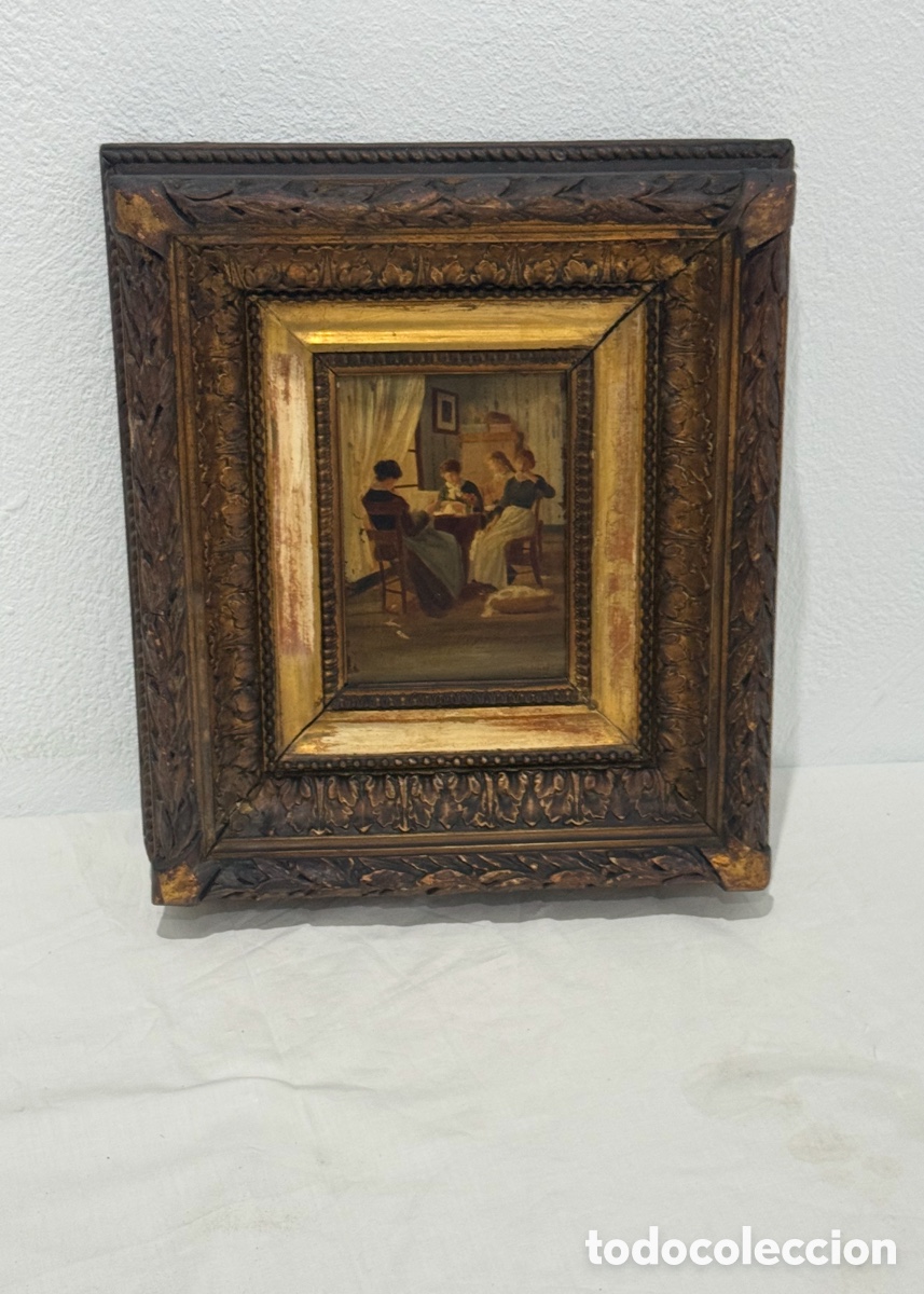 Arte: Antiguo &oacute;leo sobre tabla escena interior mujeres cosiendo siglo XIX firmado