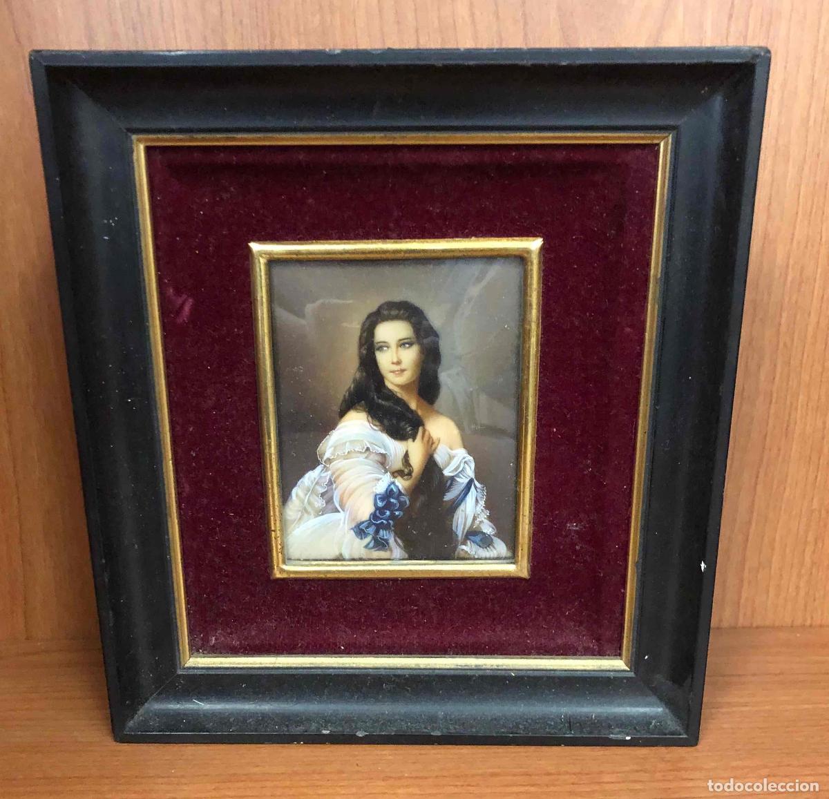 Arte: RETRATO FEMENINO EN MINIATURA, CARACTER ROMANTICO, PINTADO AL GOUACHE. S. XX