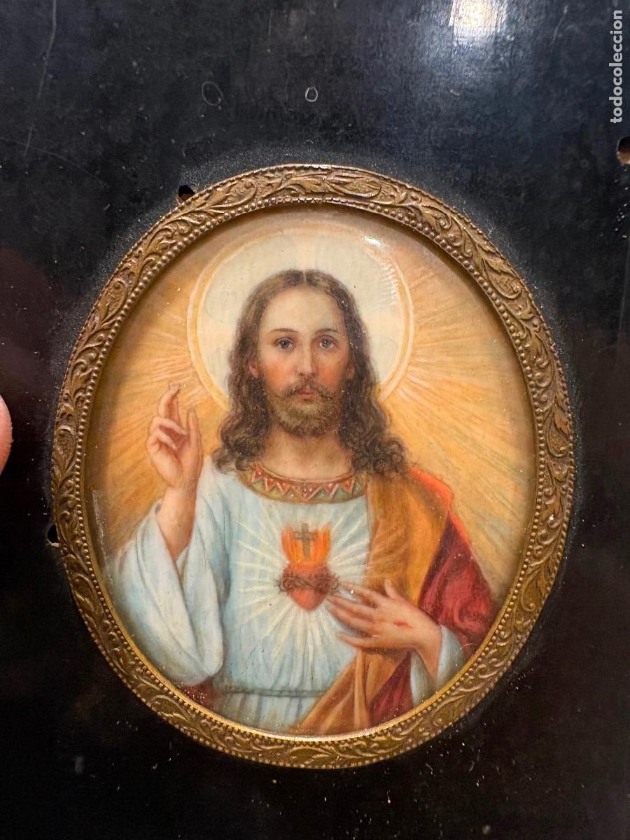 Arte: Exquisita miniatura de museo pintada sobre placa de marfil antigua