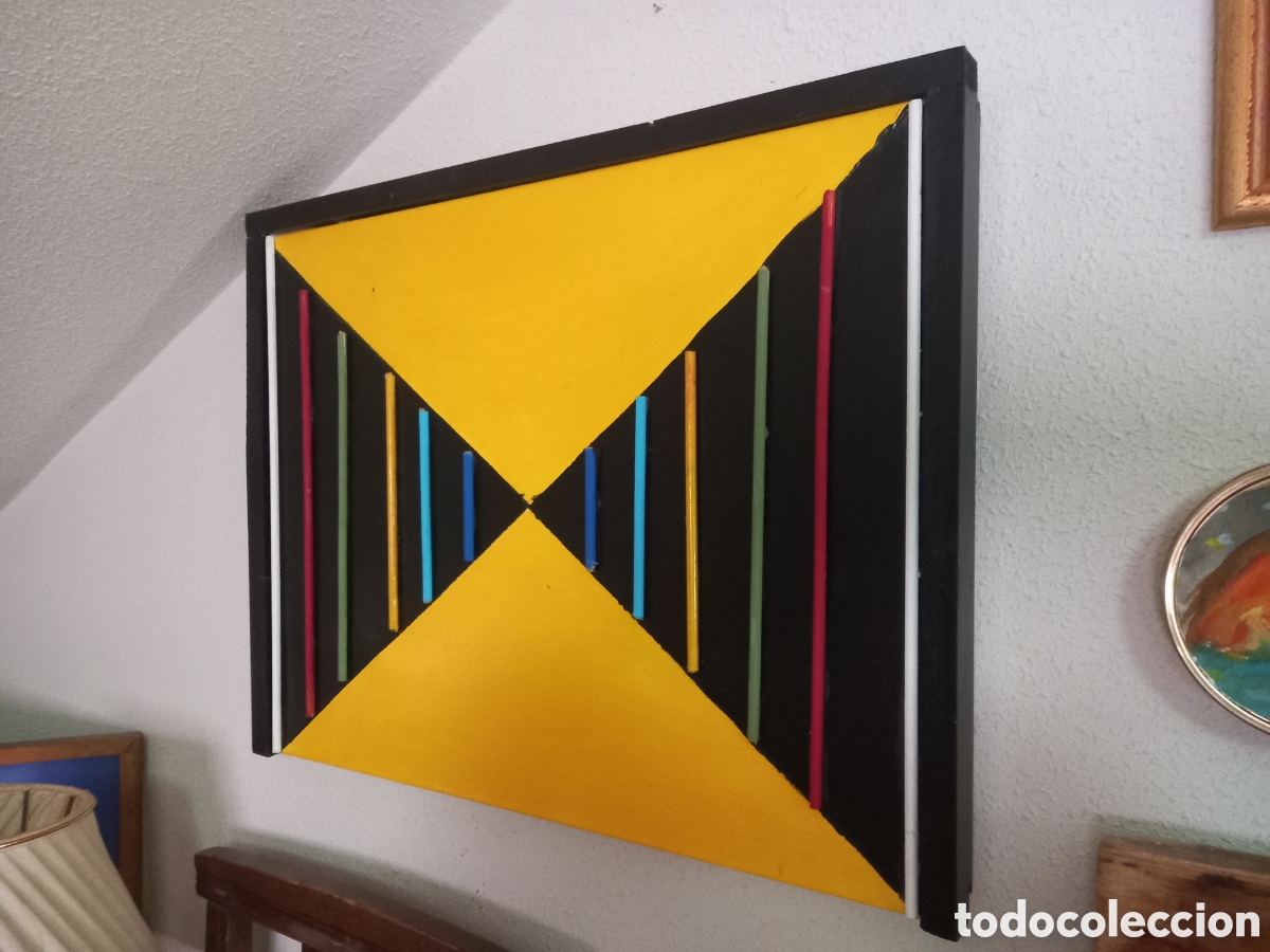 Art: Lienzo abstracto en acr&iacute;lico, con madera acuarelada.