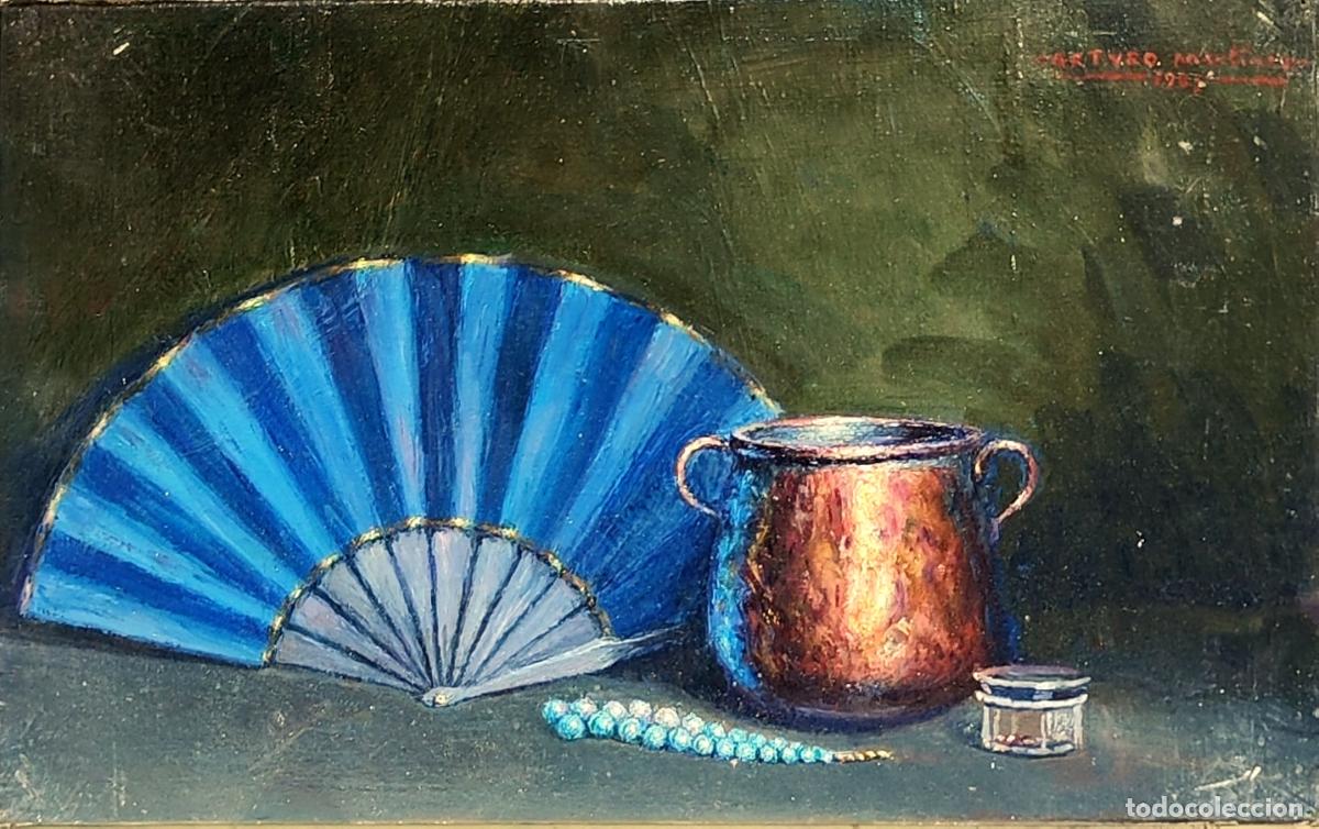 Arte: &Oacute;leo de Arturo Mart&iacute;nez Cabezas. Bodeg&oacute;n con abanico azul. 35x22 cm