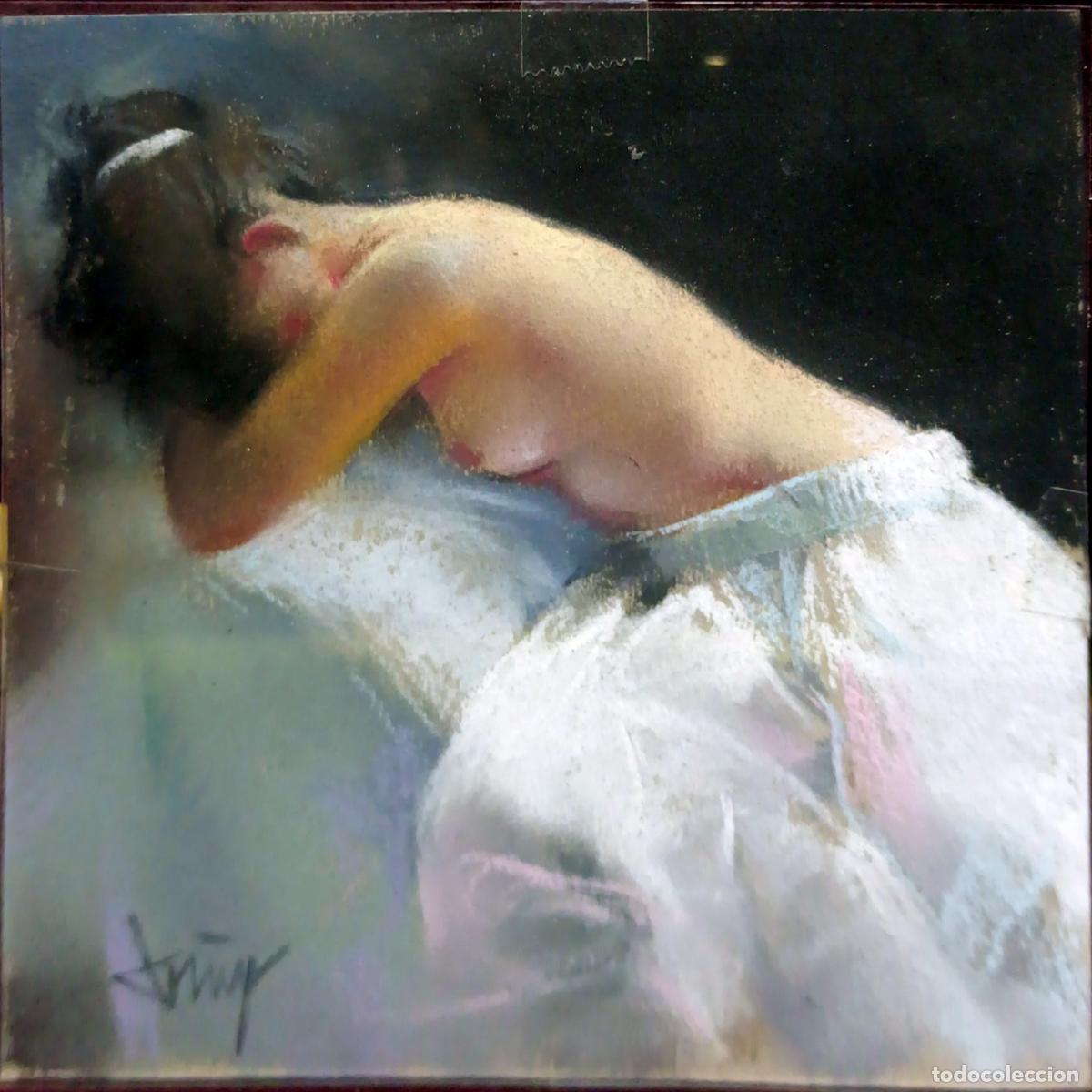 Arte: Pastel de Domingo &Aacute;lvarez G&oacute;mez. Mujer recostada. 16x16 cm