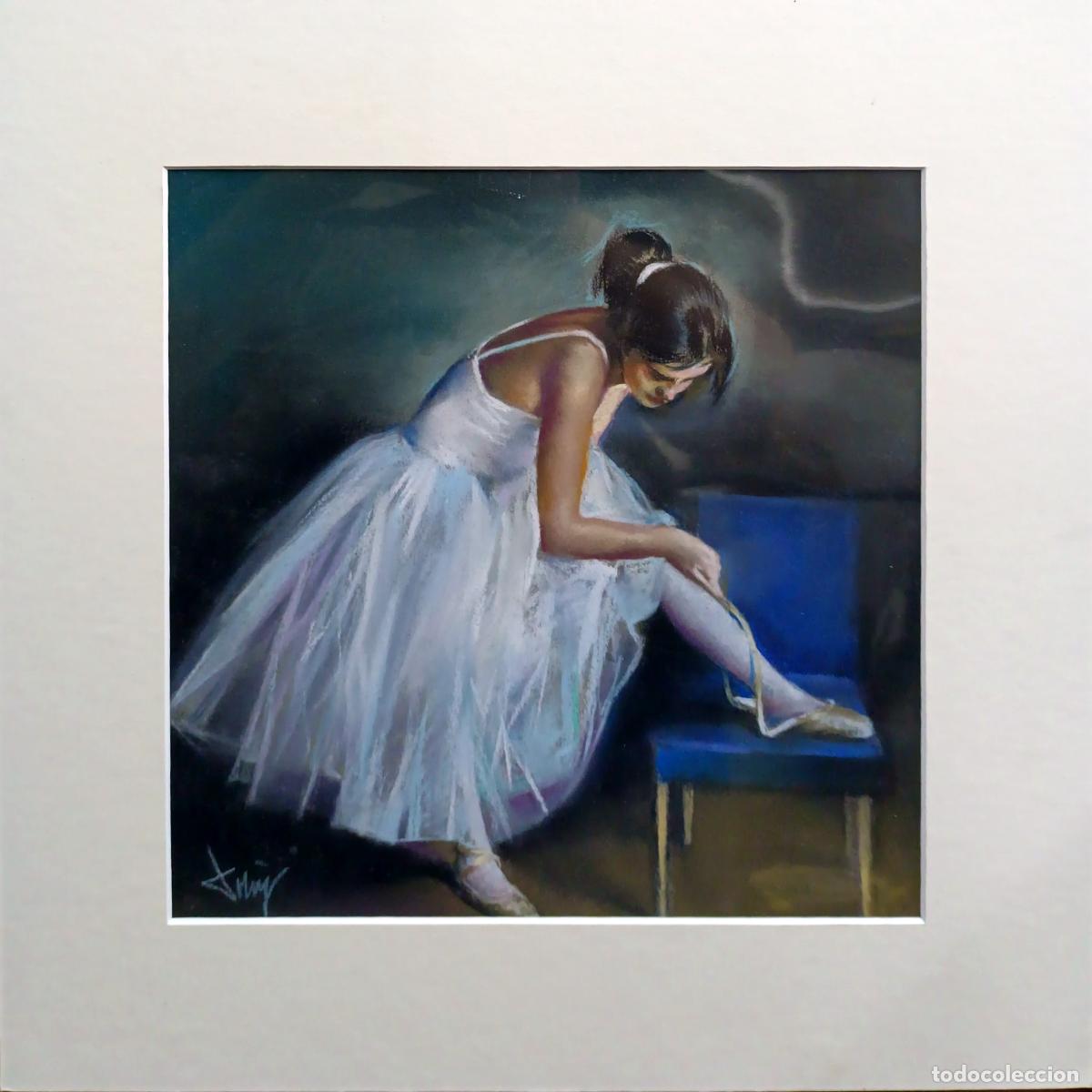 Arte: Pastel de Domingo &Aacute;lvarez G&oacute;mez. Bailarina at&aacute;ndose el zapato. 27x27 cm