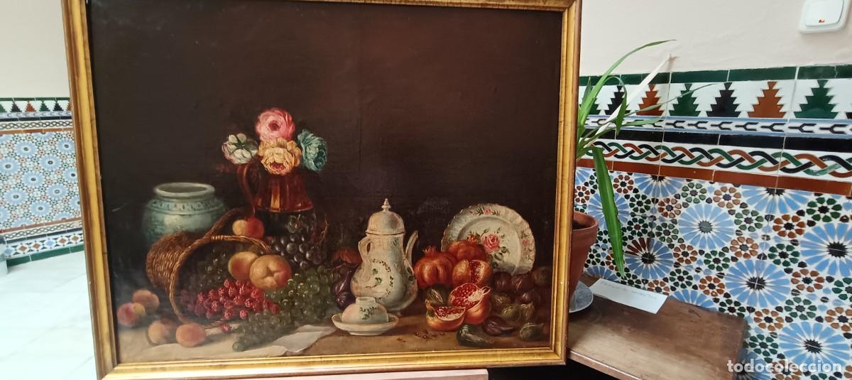 Arte: Bodegon con frutas y jarrones de principios del siglo XIX