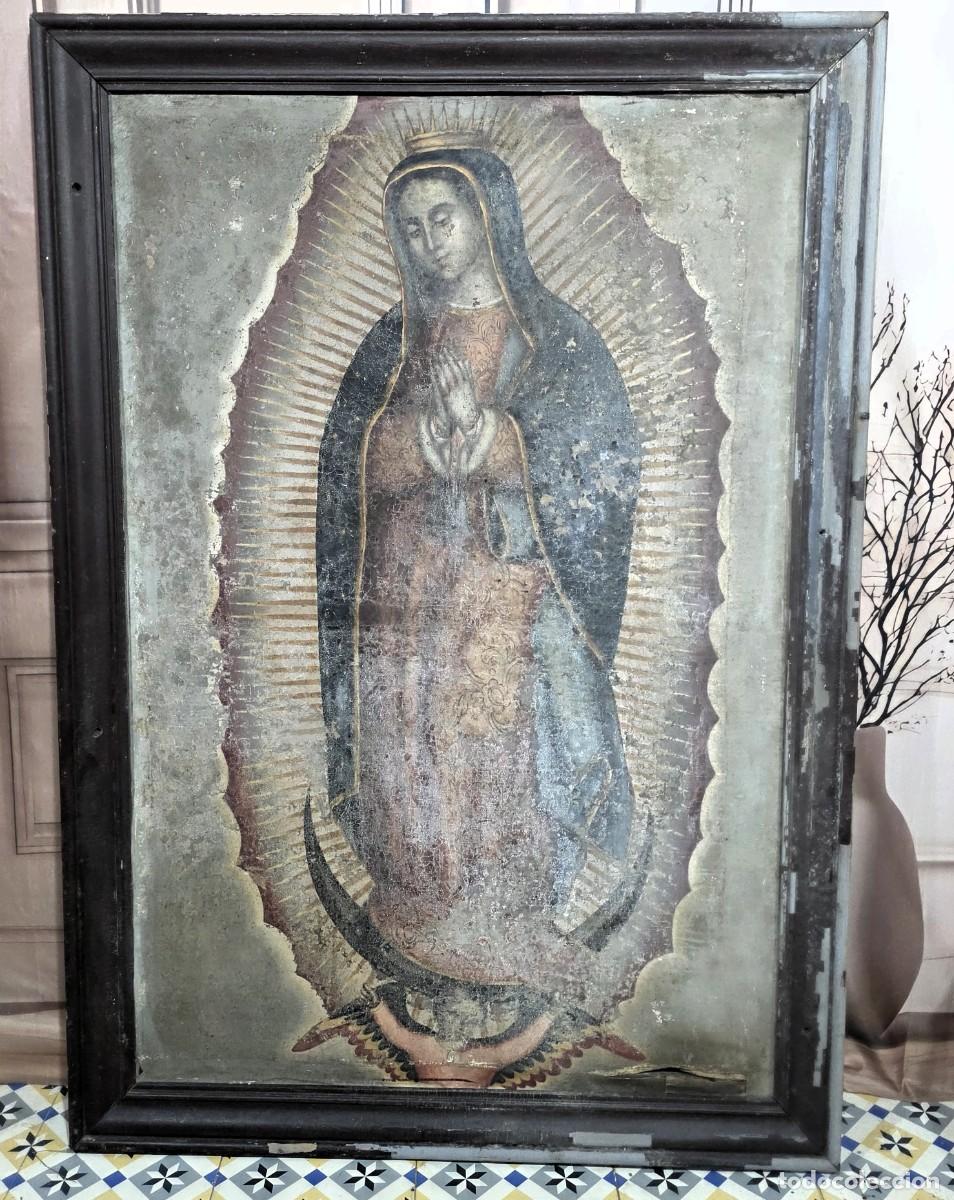 Arte: Oleo sobre lienzo enmarcado ,pintura devocional tradicional de Nuestra Se&ntilde;ora de Guadalupe. S.XVII