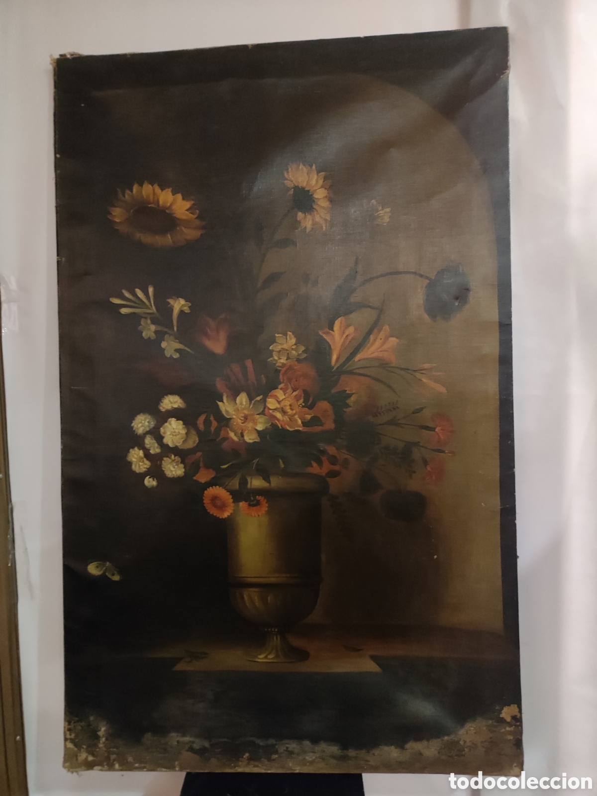 Arte: Bodeg&oacute;n de flores con jarr&oacute;n