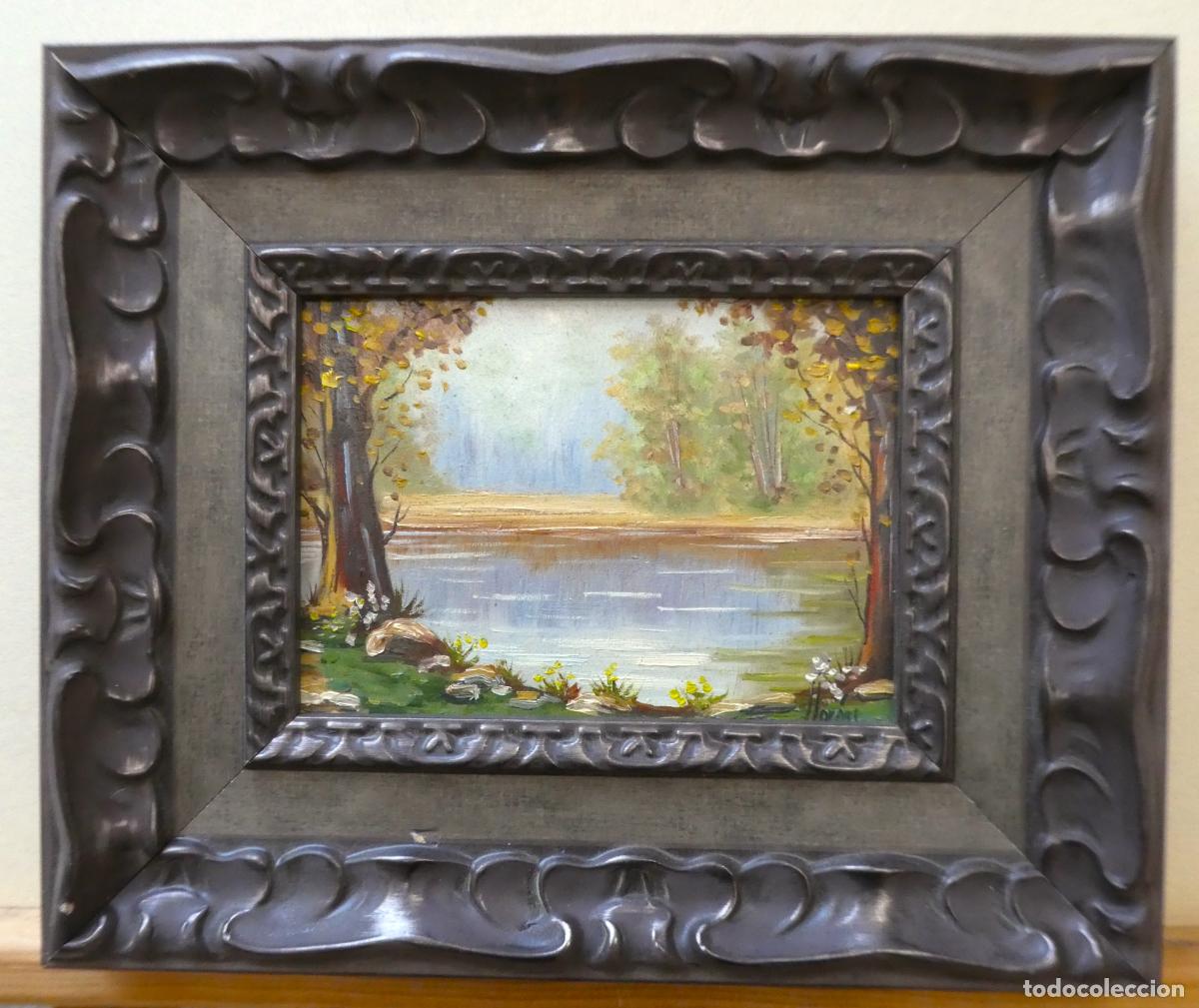Arte: Bonito oleo con marco firmado, la pintura mide 18X13 cm y con marco 31X26 cm.