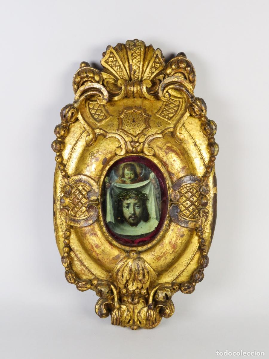 Arte: Medall&oacute;n devocional Santa Faz oleo sobre cobre madera dorada siglo XVII