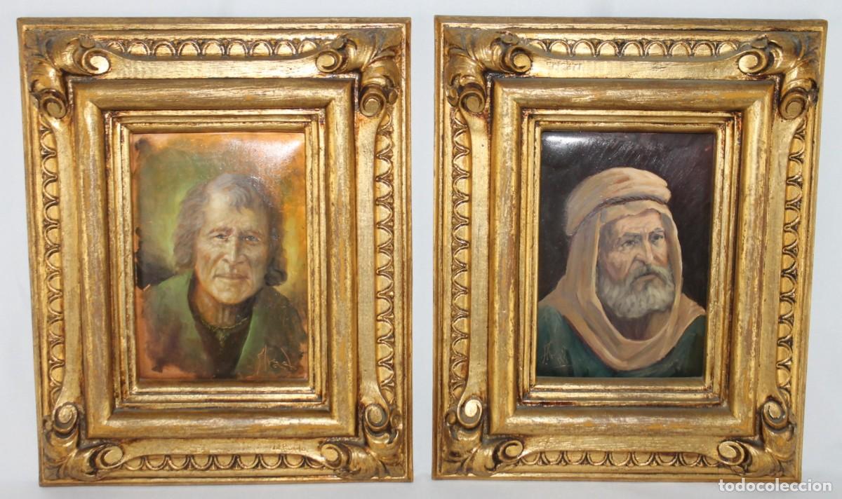 Arte: Pareja de &oacute;leos sobre cobre firmados Arael. Retratos de ancianos con marcos dorados