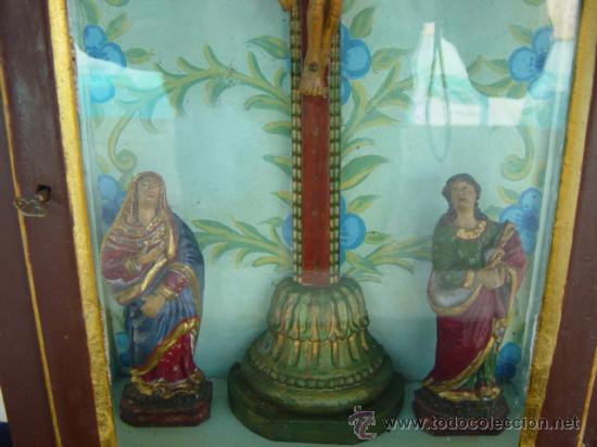 Arte: Oratorio, con Cristo crucificado e dois Santos, sec 19 - Foto 3