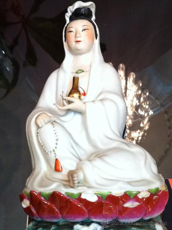 Arte: Diosa china en loza - Foto 1