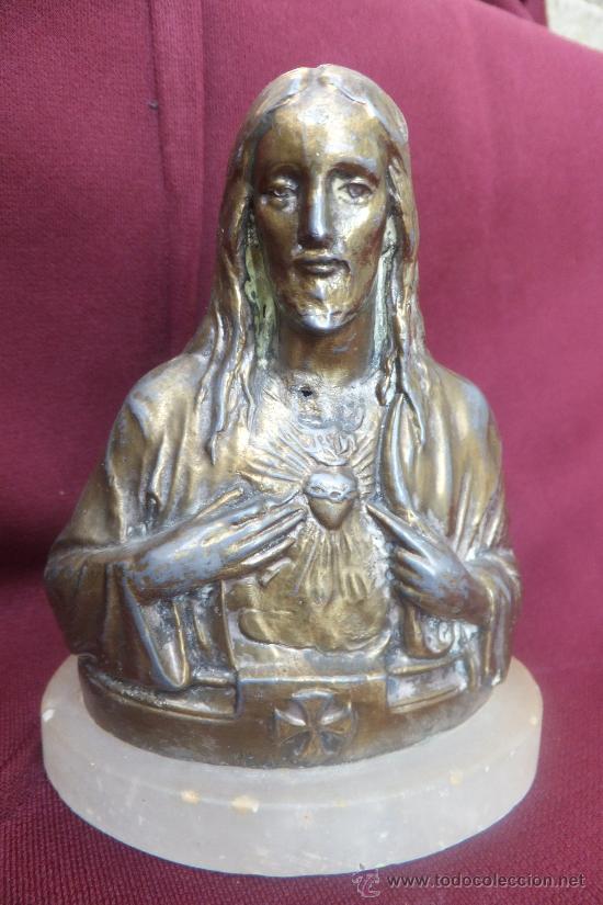 Arte: Coraz&oacute;n de Jes&uacute;s en bronce con base de onix prros. XX - Foto 1
