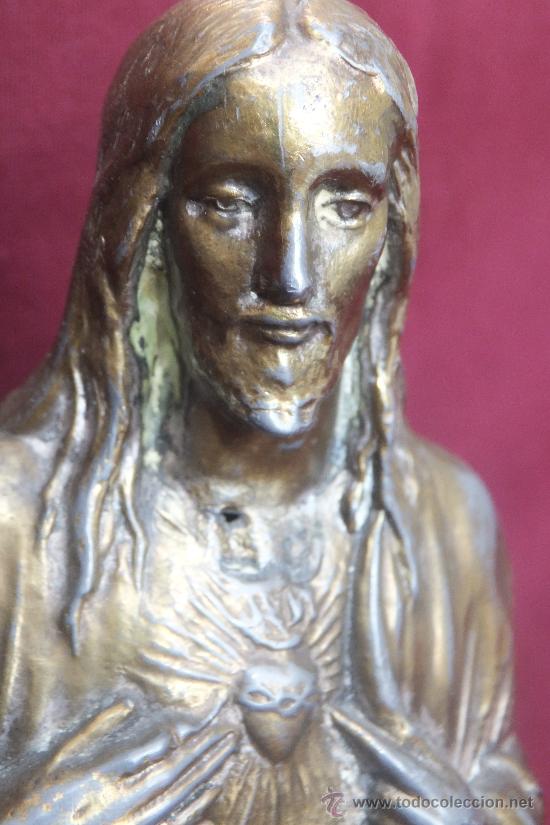 Arte: Coraz&oacute;n de Jes&uacute;s en bronce con base de onix prros. XX - Foto 5